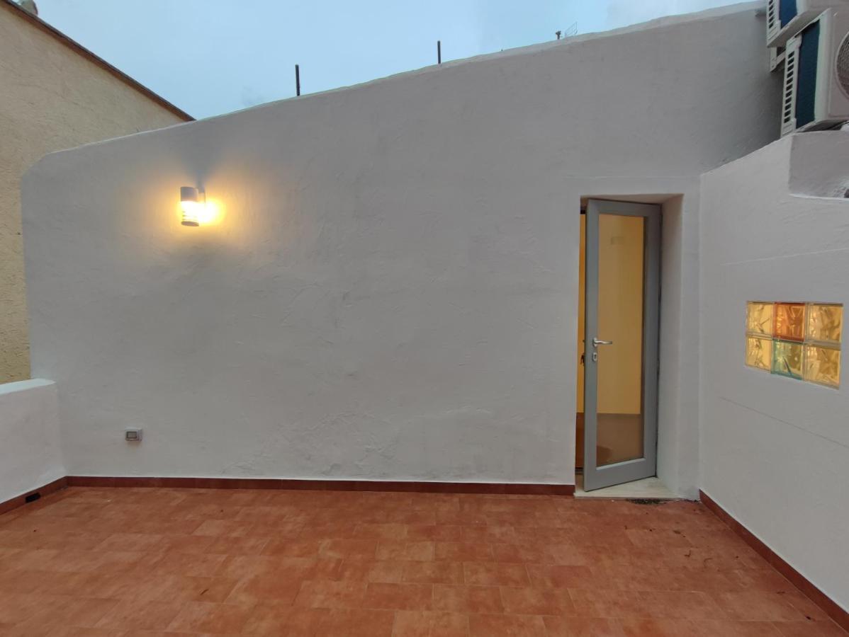 Residenza Nel Borgo L'Appusentu Bed and Breakfast Castelsardo Εξωτερικό φωτογραφία